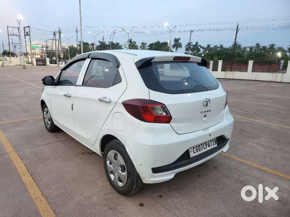 Tata Tiago 1.2 Revotron Xt (o), 2023, Petrol