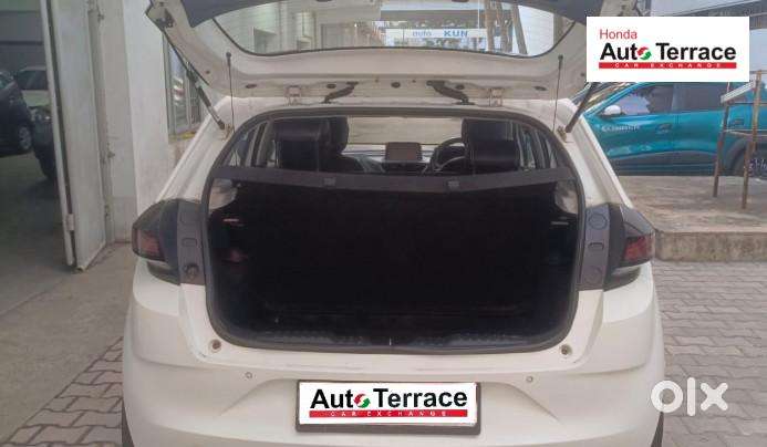 Tata Altroz Xz, 2020, Petrol