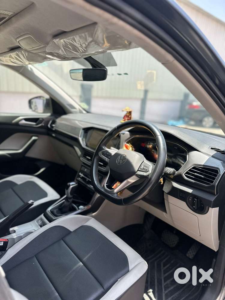 Volkswagen Taigun 1.0 Tsi Topline At, 2023, Petrol