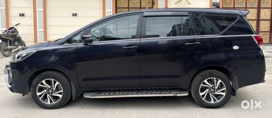 Toyota Innova Crysta 2.4 G Mt 7 Str, 2021, Diesel