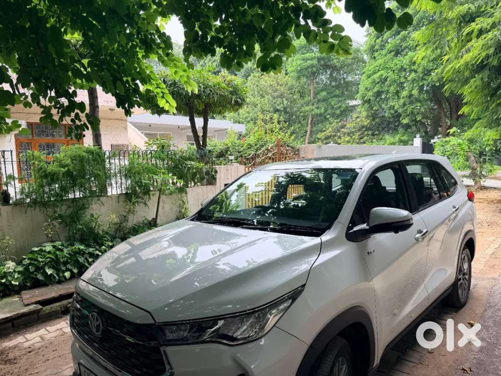 Toyota Innova Hycross, 2026, Petrol