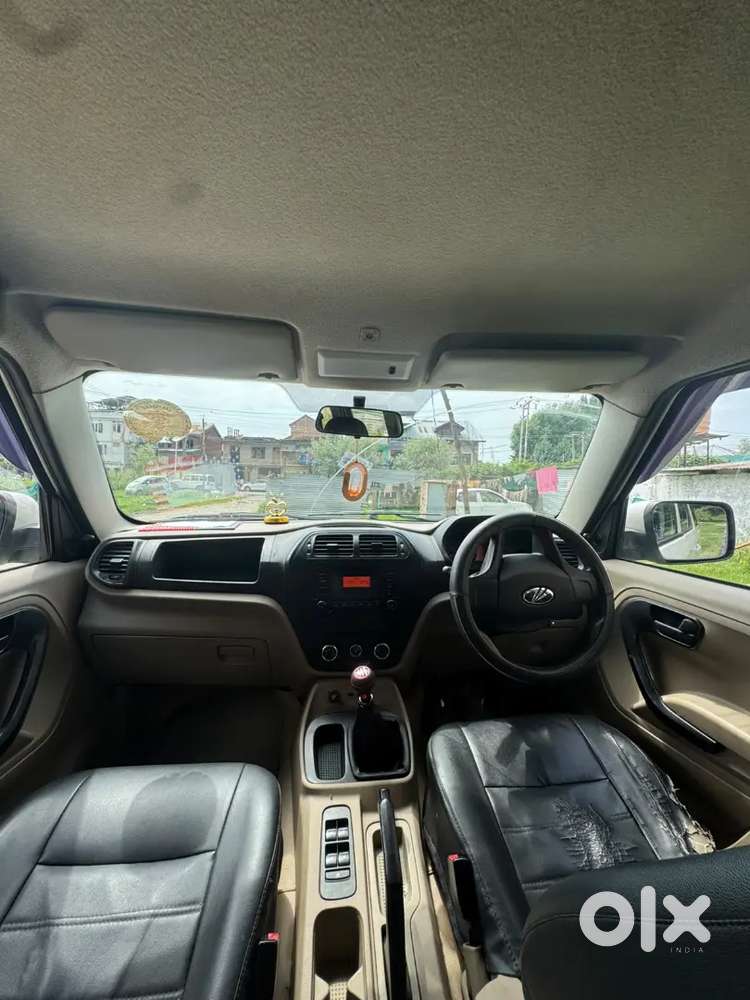 Mahindra Tuv 300 2016 Diesel Manual .doc Car .very Good Condition