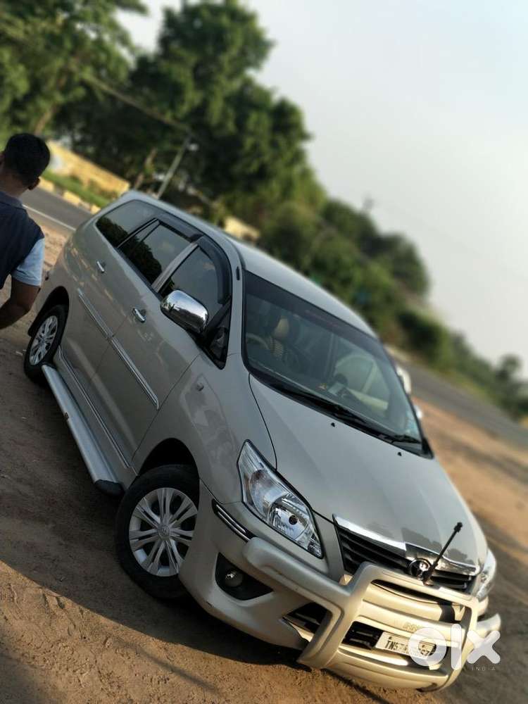 Toyota Innova 2013 Diesel 106000 Km Driven