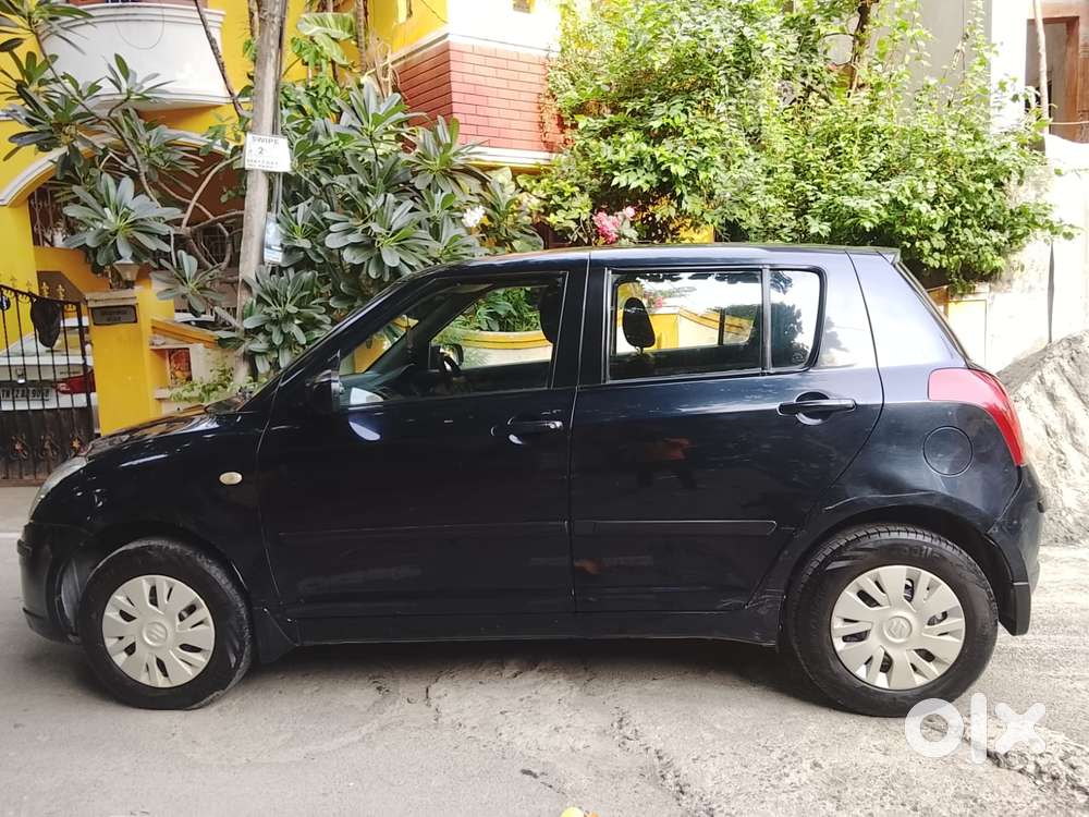 Maruti Suzuki Swift Vxi + Manual, 2006, Petrol