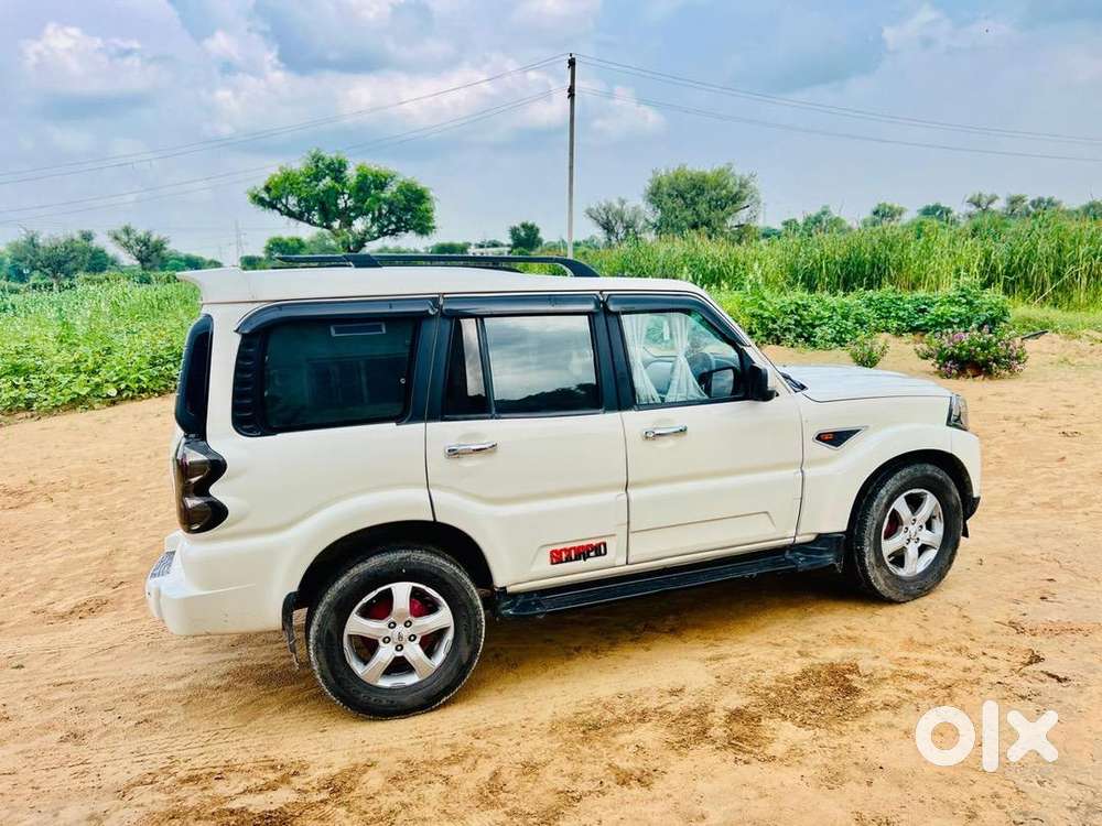 Mahindra Scorpio 2017 Diesel 85000 Km Driven