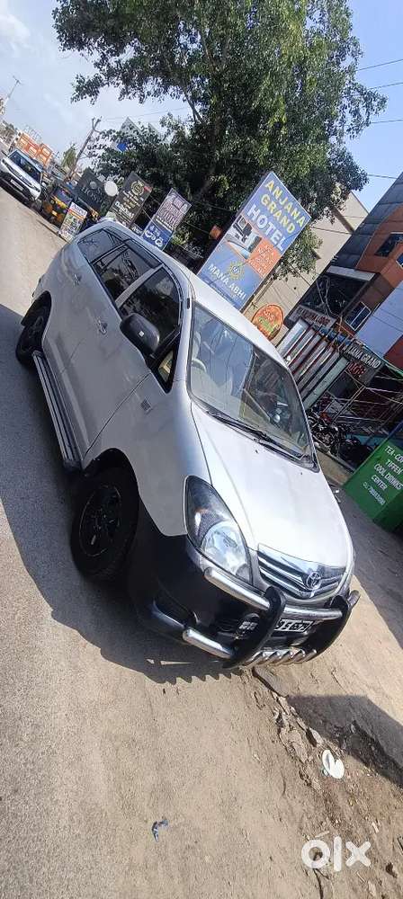 Toyota Innova 2.5 Gx 2007