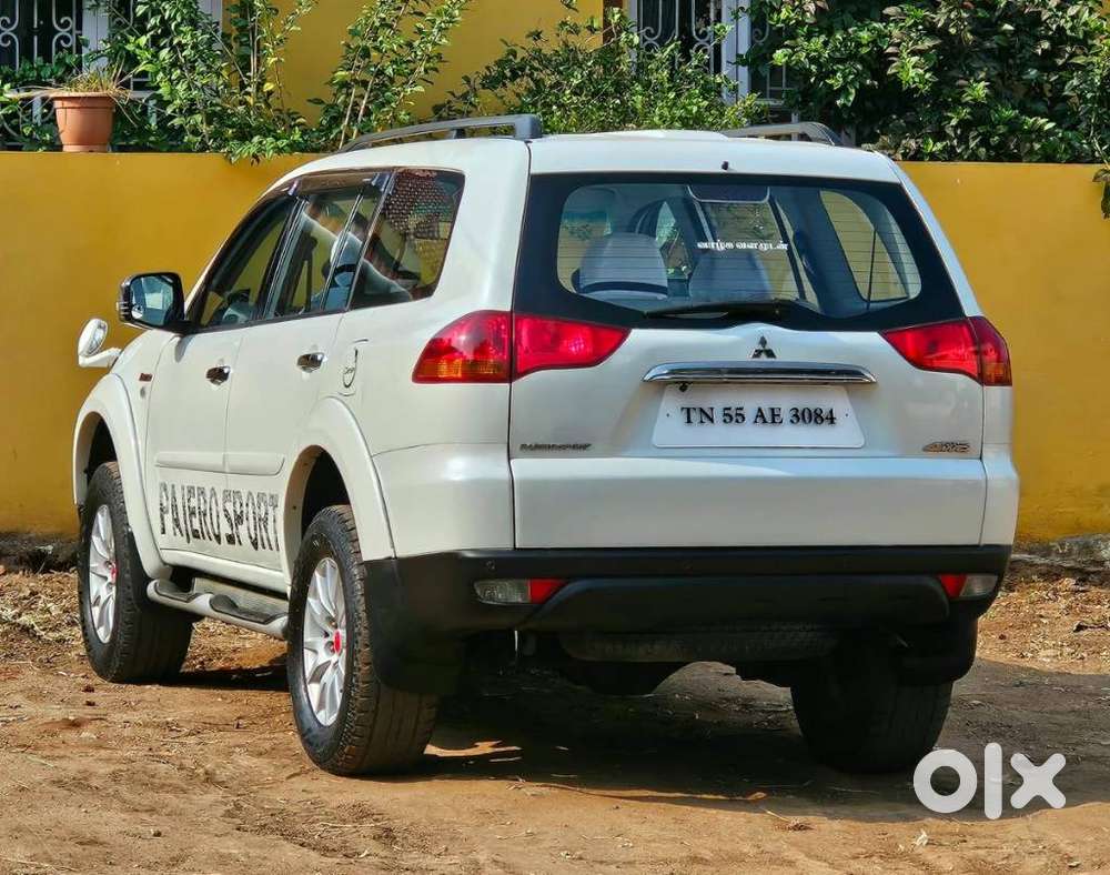 Mitsubishi Pajero Sport 2.5 Manual, 2012, Diesel