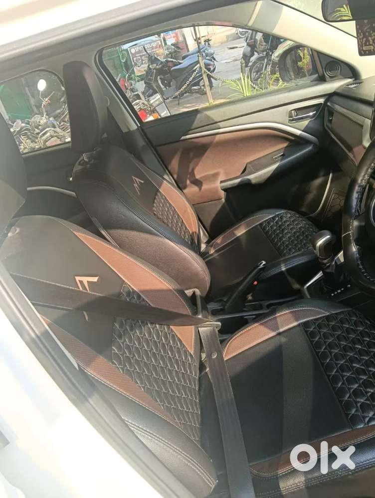 Maruti Suzuki Brezza 1.5 Zxi At Smart Hybrid Dual Tone, 2022, Petrol