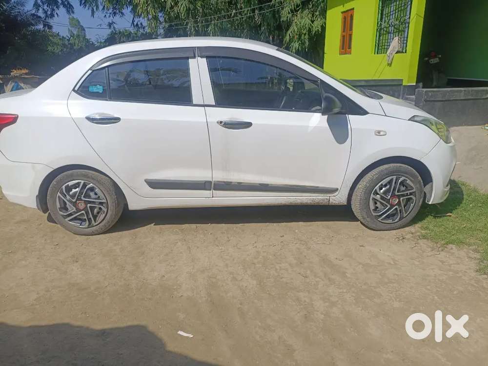 Hyundai Xcent Diesel 2017.model.garit Ako Problem Nai. Kagoj Pati Shob