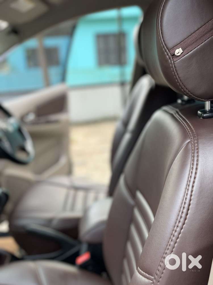 Toyota Innova 2.5 Vx 7 Str Bs-iii, 2015, Diesel