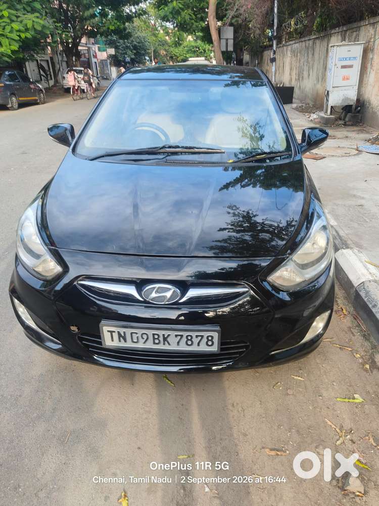 Hyundai Verna Fluidic 1.6 Vtvt Sx Opt, 2011, Petrol