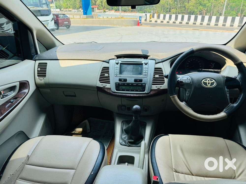Toyota Innova 2.5 V 7 Str, 2012, Diesel