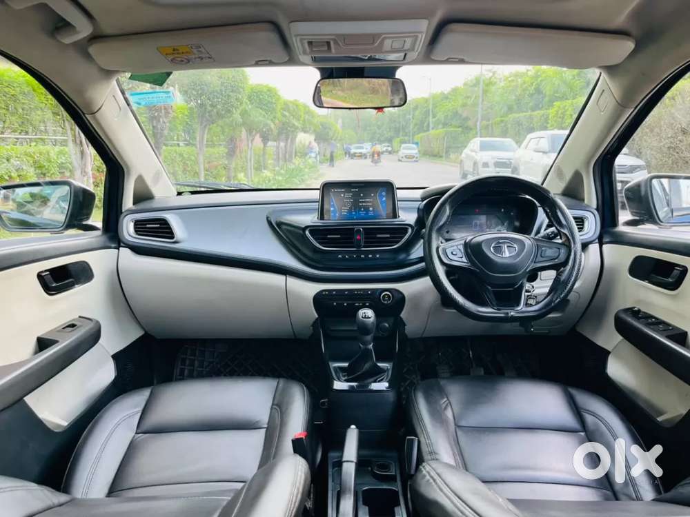 Tata Altroz Xm Plus (s), 2023, Petrol