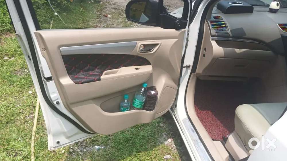 Maruti Suzuki Ertiga 2016 Petrol 26166 Km Driven