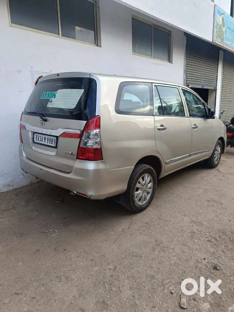 Toyota Innova 2009
