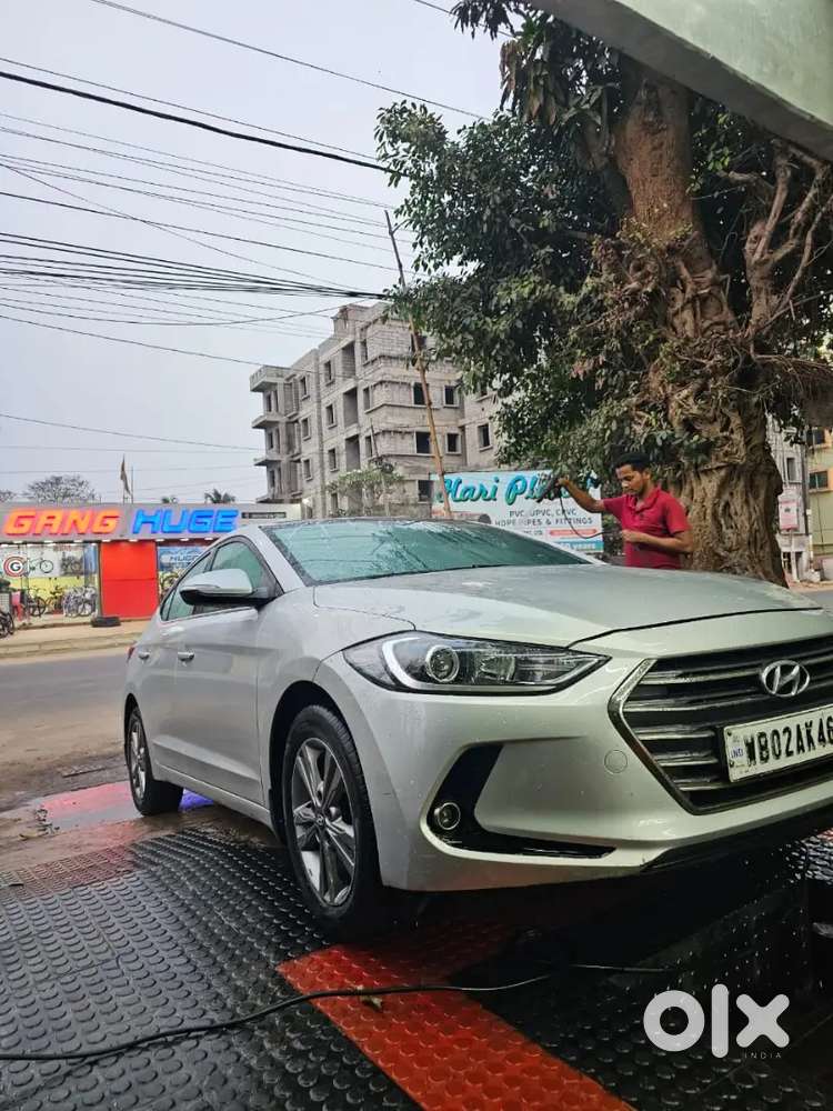 Hyundai New Elantra 2017 Petrol Well Maintained