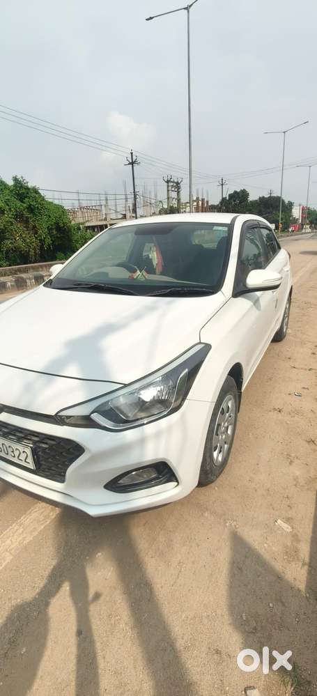 Hyundai I20 Sportz 1.2 Bs-iv, 2019, Petrol
