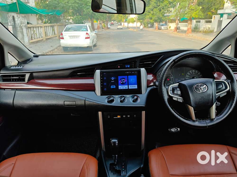 Toyota Innova Crysta 2.7 Gx At, 2020, Diesel