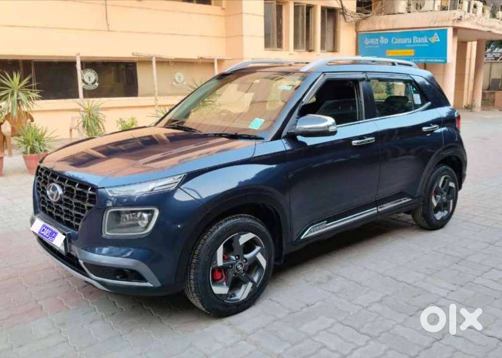 Hyundai Venue Sx(o) 1.0 Turbo Dct Knight Edition Dual Tone, 2020, Pe..