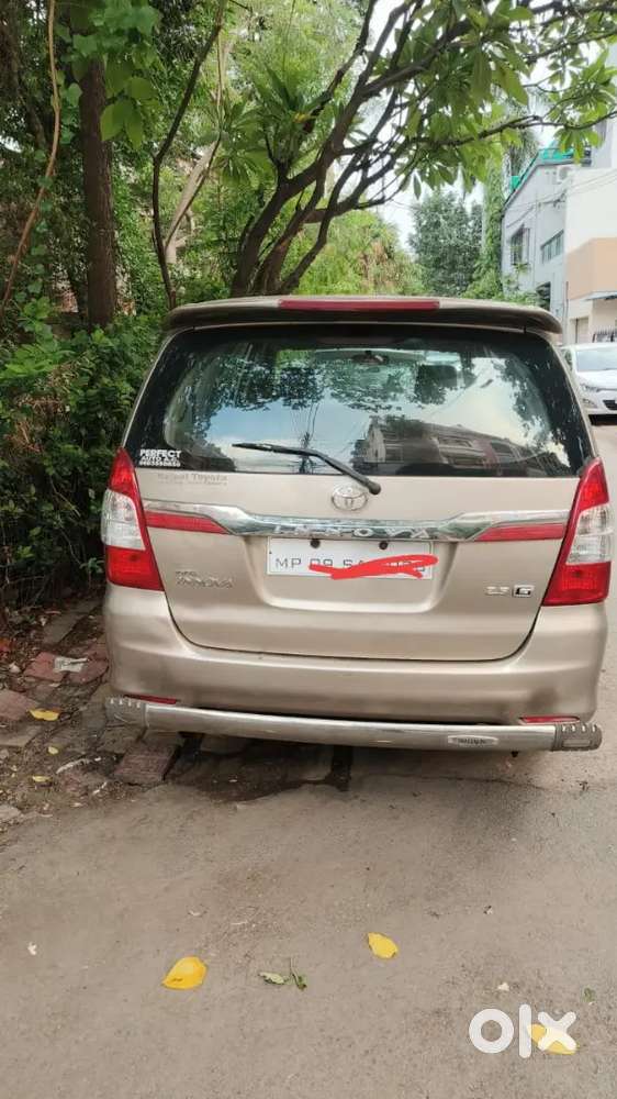 Toyota Innova 2012 Diesel 125000 Km Driven