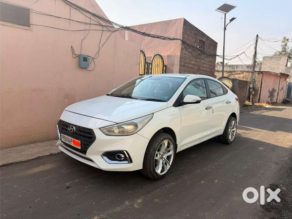 Hyndai Verna Family Car 2018
