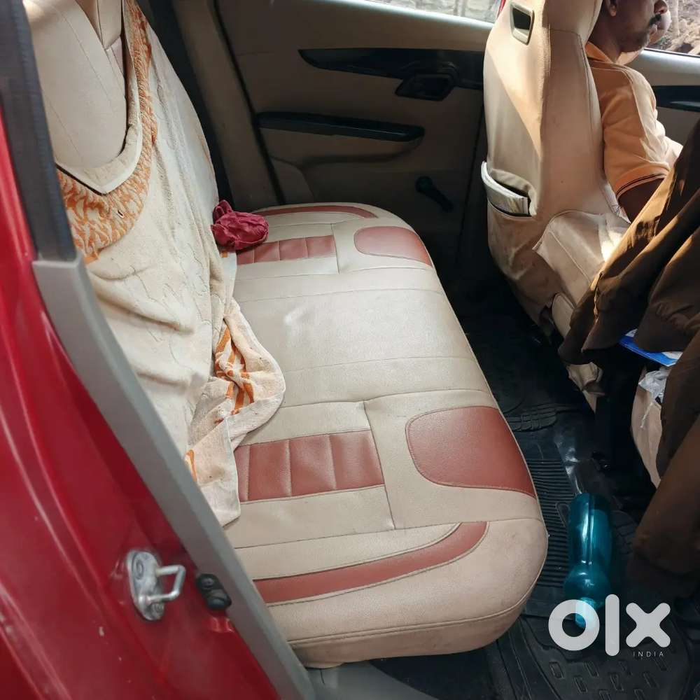 Mahindra Kuv 100 2016