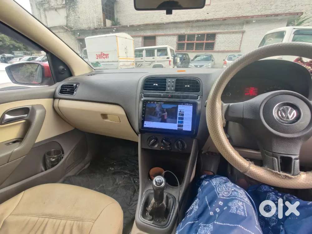 Volkswagen Vento 2011 Petrol 90000 Km Driven