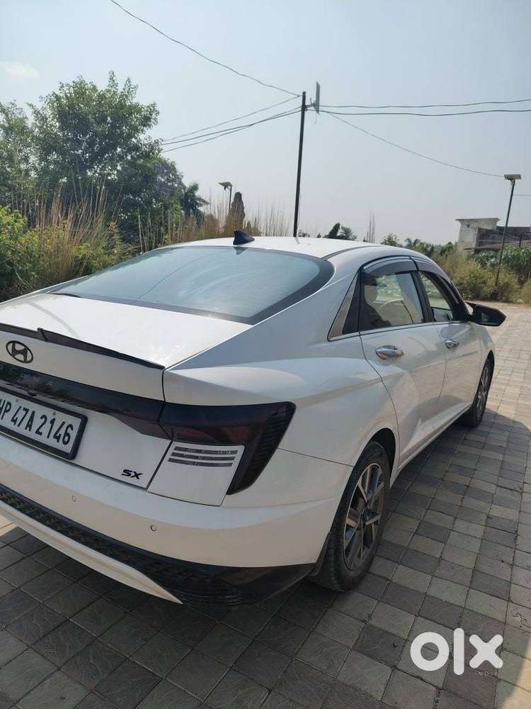 Hyundai Verna 1.5 Mpi Mt Sx (o), 2023, Petrol