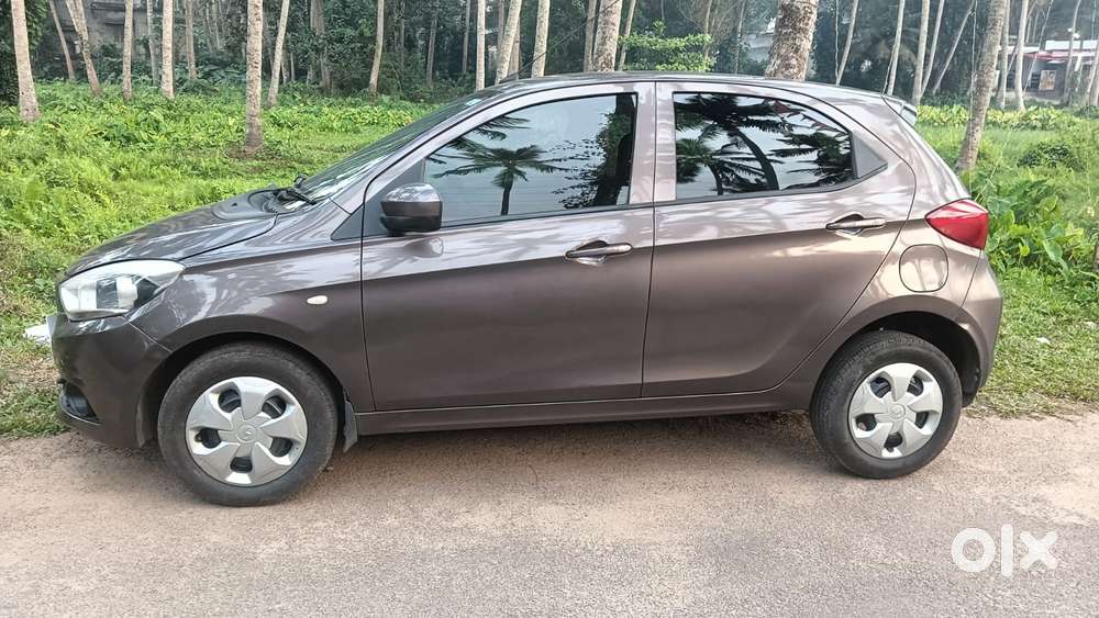 Tata Tiago 1.2 Revotron Xt, 2018, Petrol