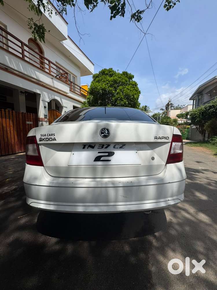 Skoda Rapid 1.6 Tdi Ambition Plus, 2014, Diesel