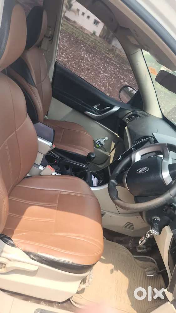 Mahindra Xuv500 2017 Diesel 102000 Km Driven