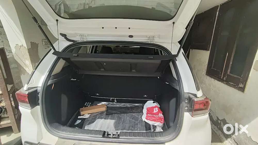 Kia Sonet 2023 Diesel 16000 Km Driven