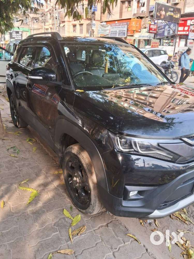 Maruti Suzuki Brezza 1.5 Zxi At Smart Hybrid, 2024, Petrol