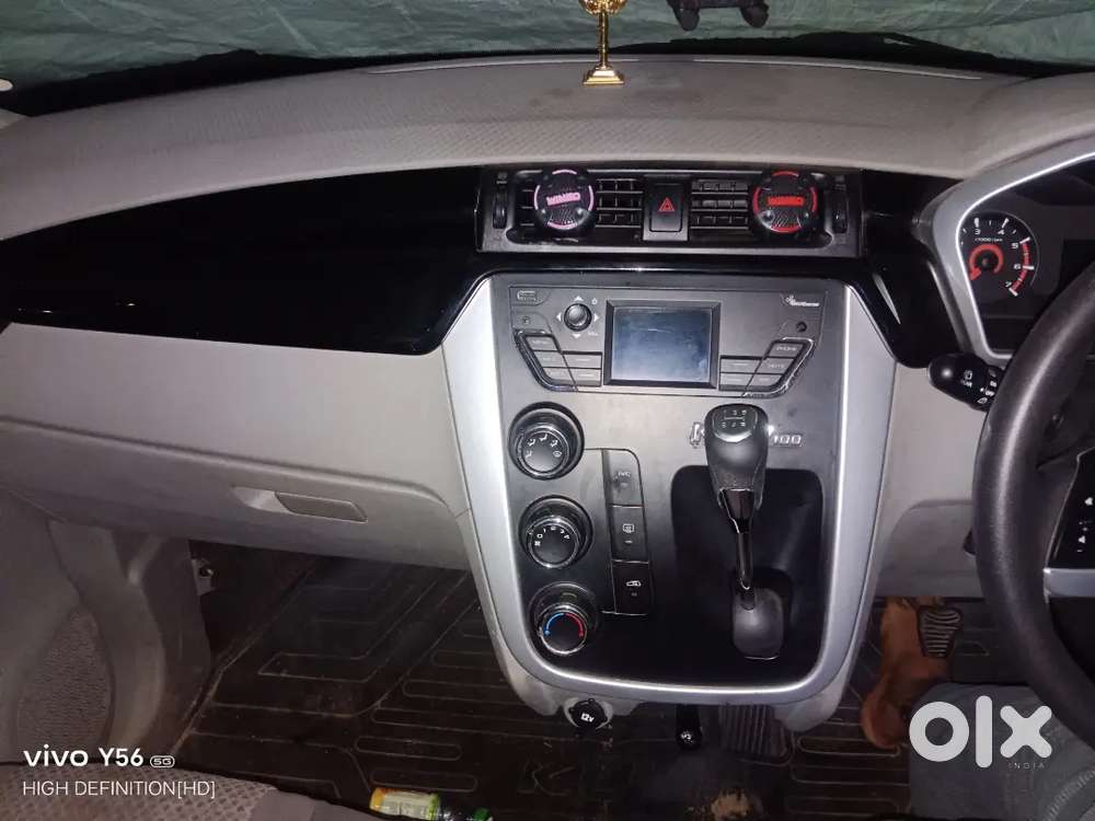 Mahindra Kuv100 Nxt 2016 Petrol Manual Dual