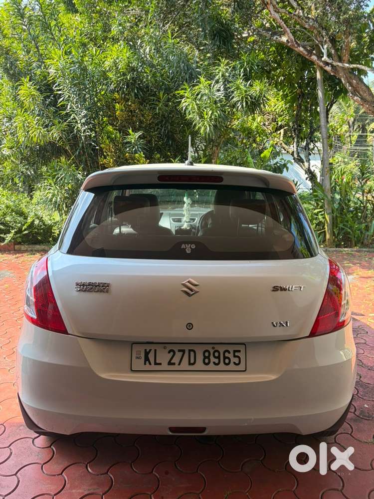 Maruti Suzuki Swift Petrol 2014
