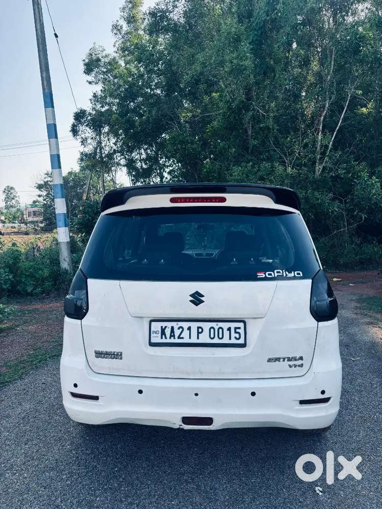 Maruti Suzuki Ertiga 2015 Diesel 179000 Km Driven
