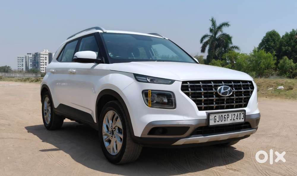 Hyundai Venue Sx Dual Tone, 2022, Diesel
