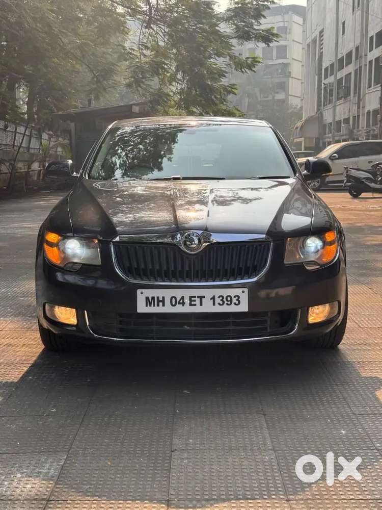 Skoda Superb 2011 Diesel 77000 Km Driven