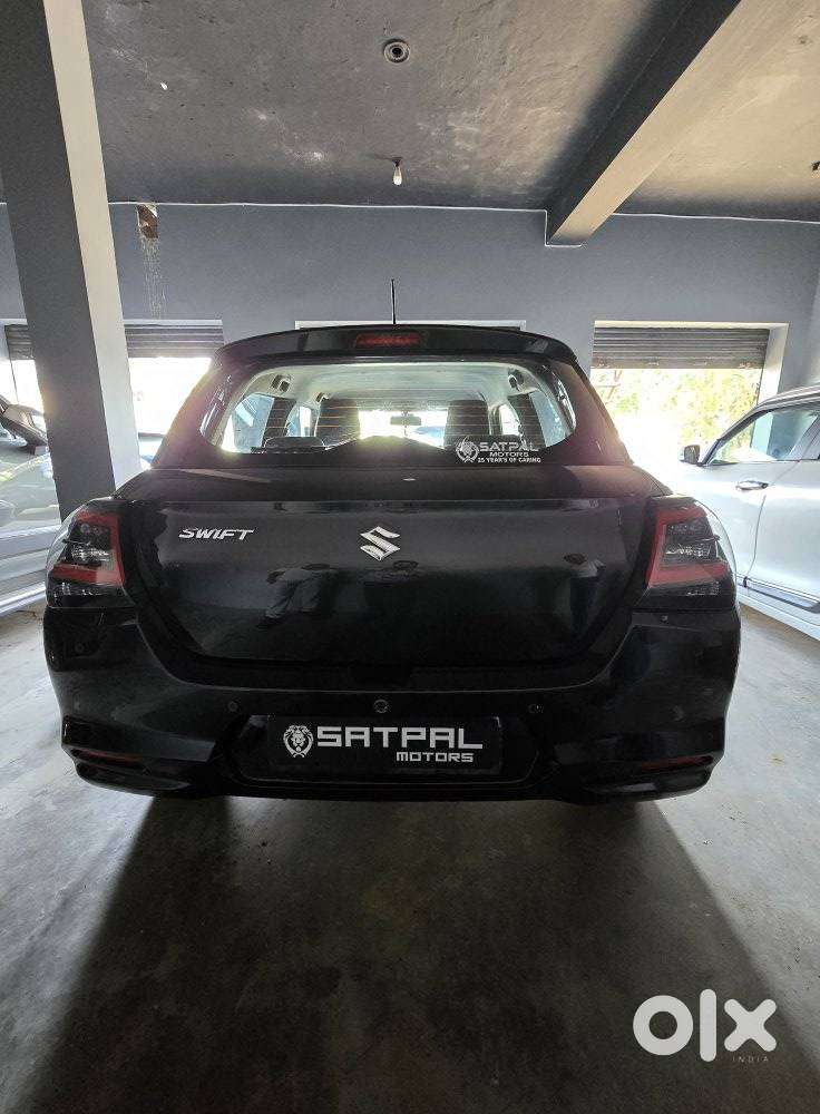 Maruti Suzuki Swift Vxi Optional, 2025, Petrol