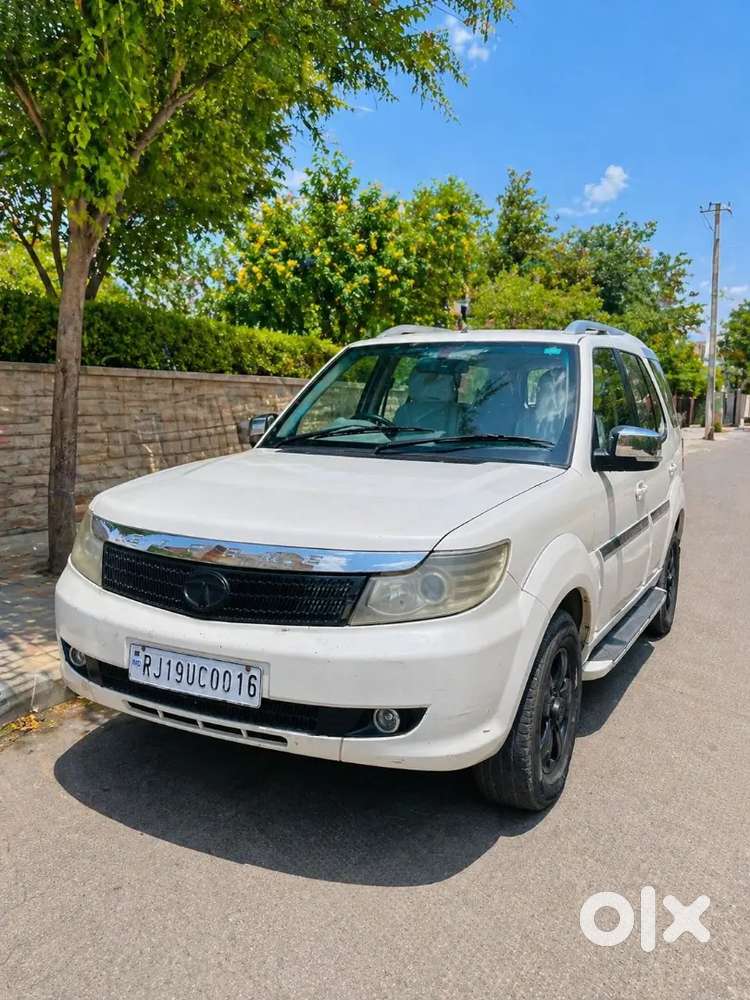Tata Safari Storme 2013 Diesel 230000 Km Driven