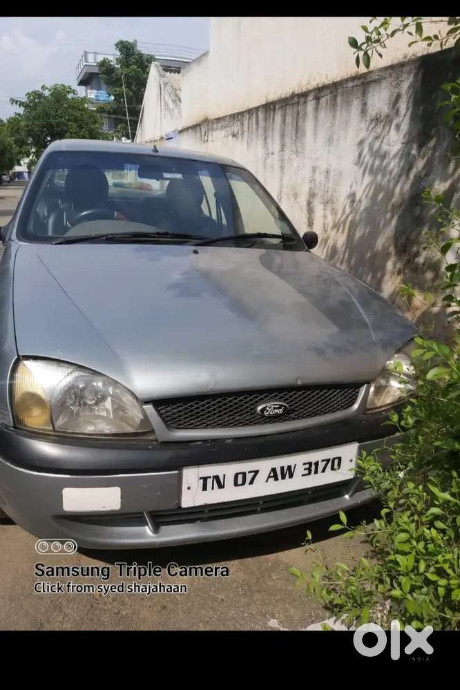 Ford Ikon 2005