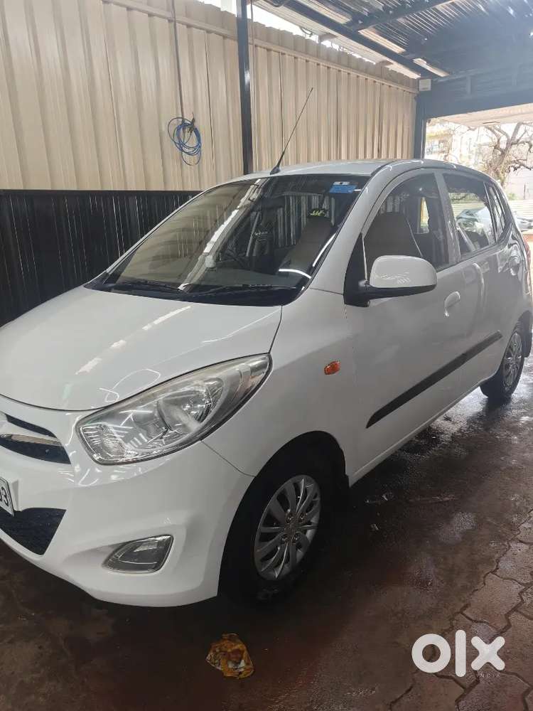 Hyundai I10 2014 Petrol And Lpg 75000 Km Driven. Well Maintained.