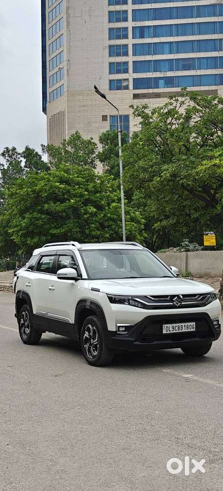 Maruti Suzuki Brezza 1.5 Lxi Smart Hybrid, 2023, Petrol
