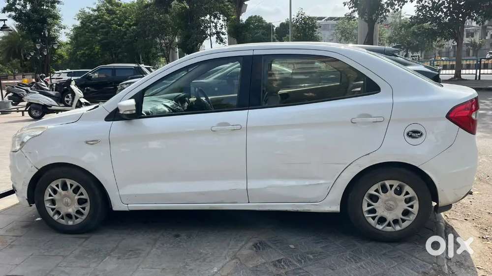 Ford Figo 2016 Ambiente Petrol+cng Manual