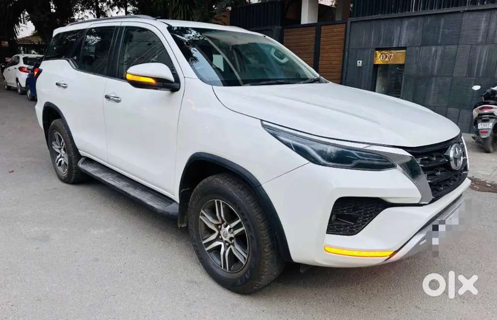 Toyota Fortuner 4x2 Mt  2024 Diesel 35000 Km Driven 1st Owner