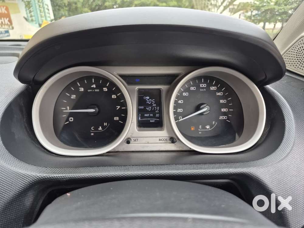 Tata Tiago Xz, 2017, Petrol