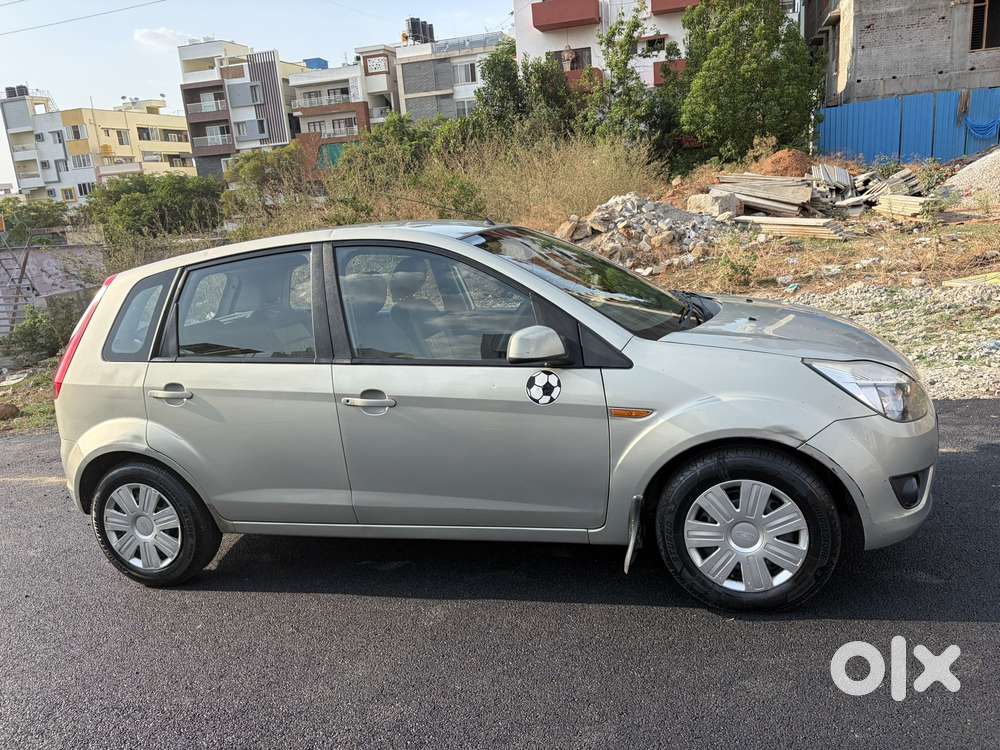 Ford Figo 1.2p Titanium Mt, 2010, Petrol