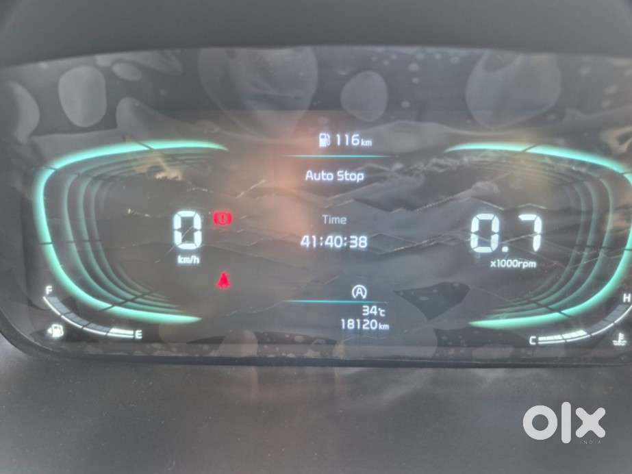 Kia Carens 1.4 Prestige 7 Str, 2023, Petrol