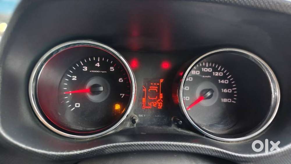 Mahindra Tuv 300 T8, 2015, Diesel