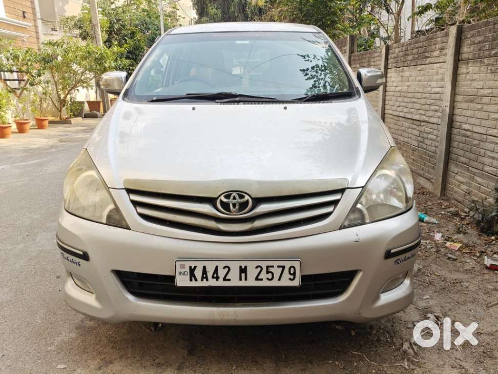 Toyota Innova 2009-2011 2.0 Gx 8 Str, 2011, Diesel